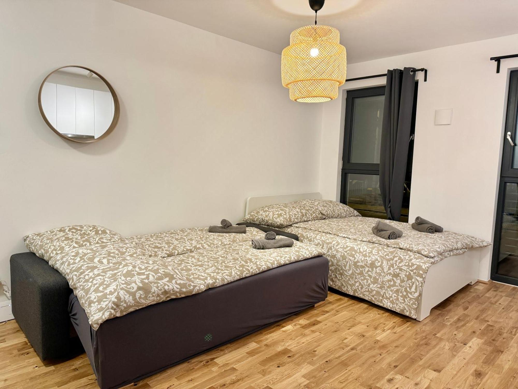 Modern Apartment With Balcony & Free Parking - Nearby Metro Wina Bagian luar foto